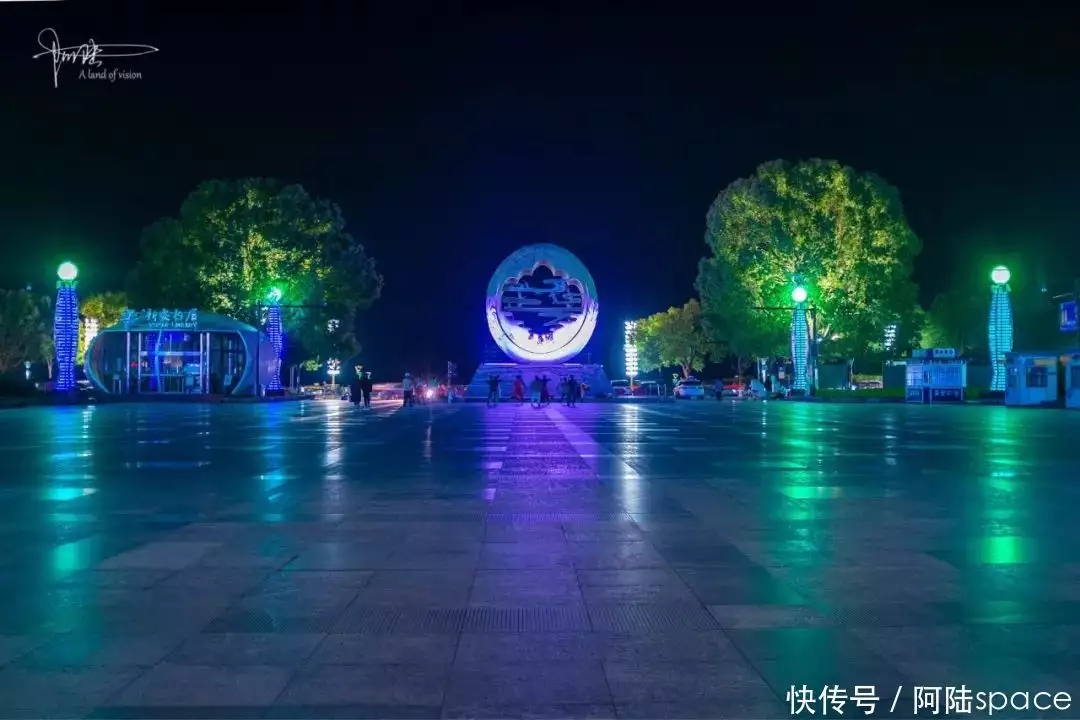 印象中最热闹的千岛湖广场,现... 印象中最热闹的千岛湖广场,现...